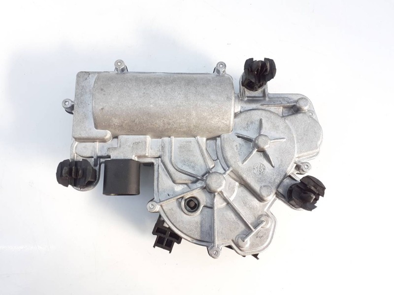 Recambio de motor cierre centralizado porton para audi a4 avant (8w5) sport edition referencia OEM IAM 3V5827887B  E1-B6-4-1