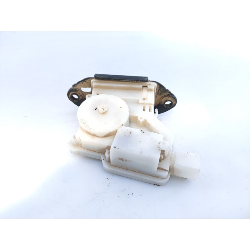 Recambio de cerradura maletero / porton para renault kadjar life referencia OEM IAM   E1-A1-40-2