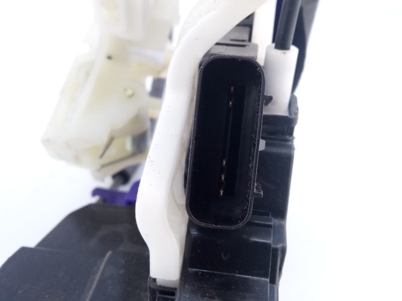 Recambio de cerradura puerta trasera derecha para kia carens ( ) drive referencia OEM IAM 81420A4030  E2-B5-45-1