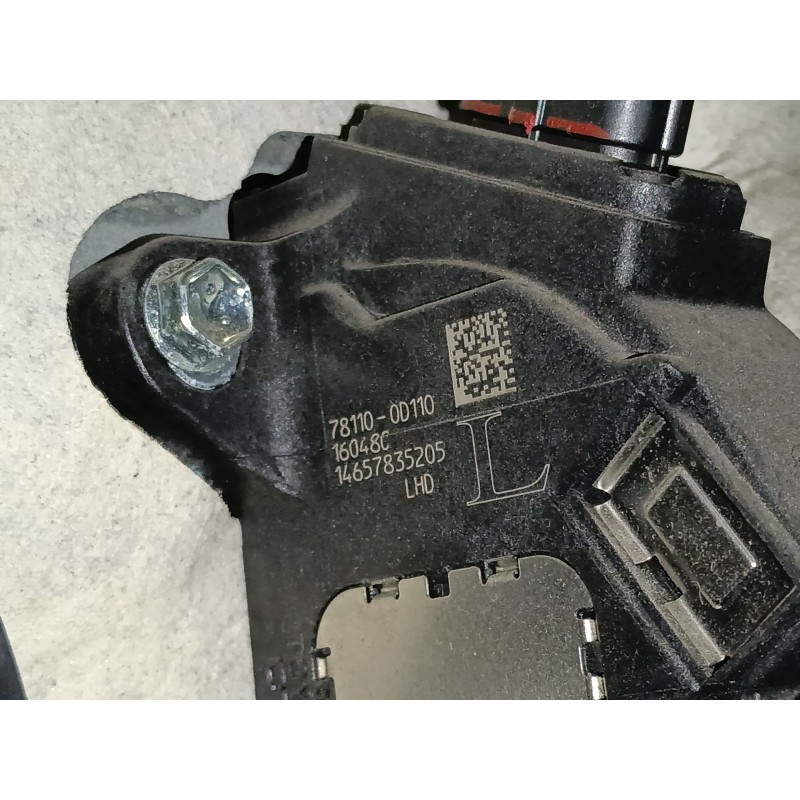 Recambio de pedal acelerador para toyota yaris (_p13_) 1.5 hybrid (nhp130_) referencia OEM IAM 7811000110  