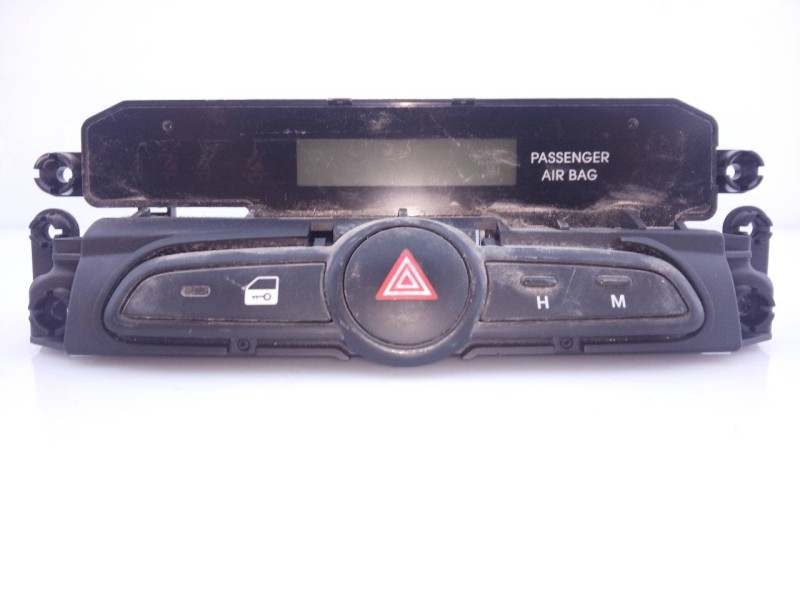 Recambio de warning para hyundai ix20 gls sport referencia OEM IAM 937001K000  E3-A3-39-1