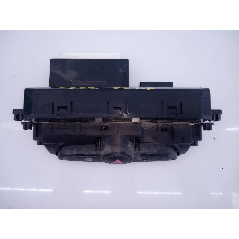 Recambio de warning para hyundai ix20 gls sport referencia OEM IAM 937001K000  E3-A3-39-1