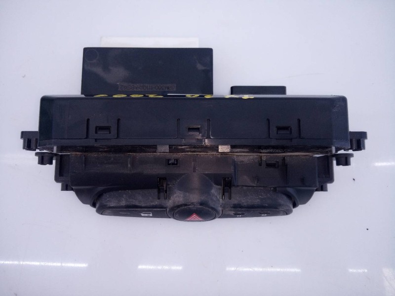 Recambio de warning para hyundai ix20 gls sport referencia OEM IAM 937001K000  E3-A3-39-1