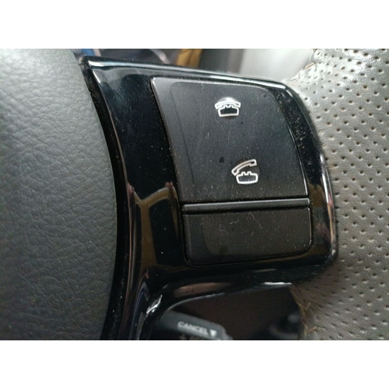 Recambio de volante para toyota yaris (_p13_) 1.5 hybrid (nhp130_) referencia OEM IAM   