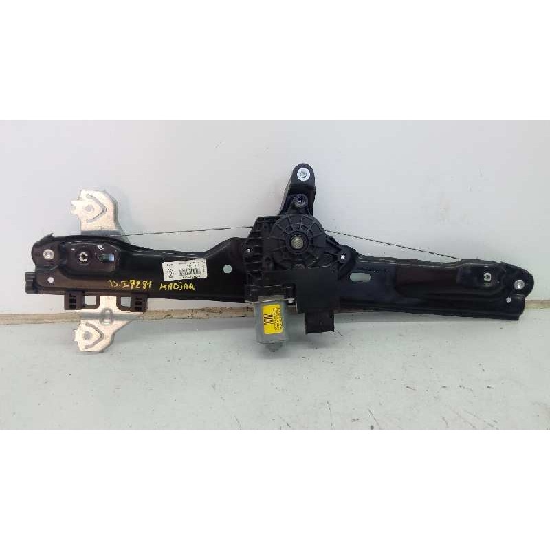 Recambio de elevalunas delantero izquierdo para renault kadjar life referencia OEM IAM 807218568R  E1-A1-40-2