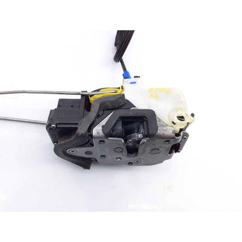 Recambio de cerradura puerta delantera izquierda para opel mokka selective referencia OEM IAM 13579518  E2-B6-4-1