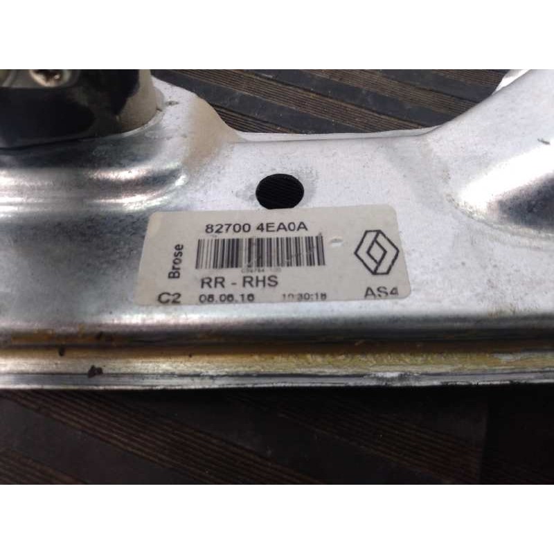 Recambio de elevalunas trasero derecho para renault kadjar life referencia OEM IAM 827004EA0A  E1-A1-40-1