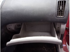 Recambio de guantera para kia cee´d active referencia OEM IAM    2