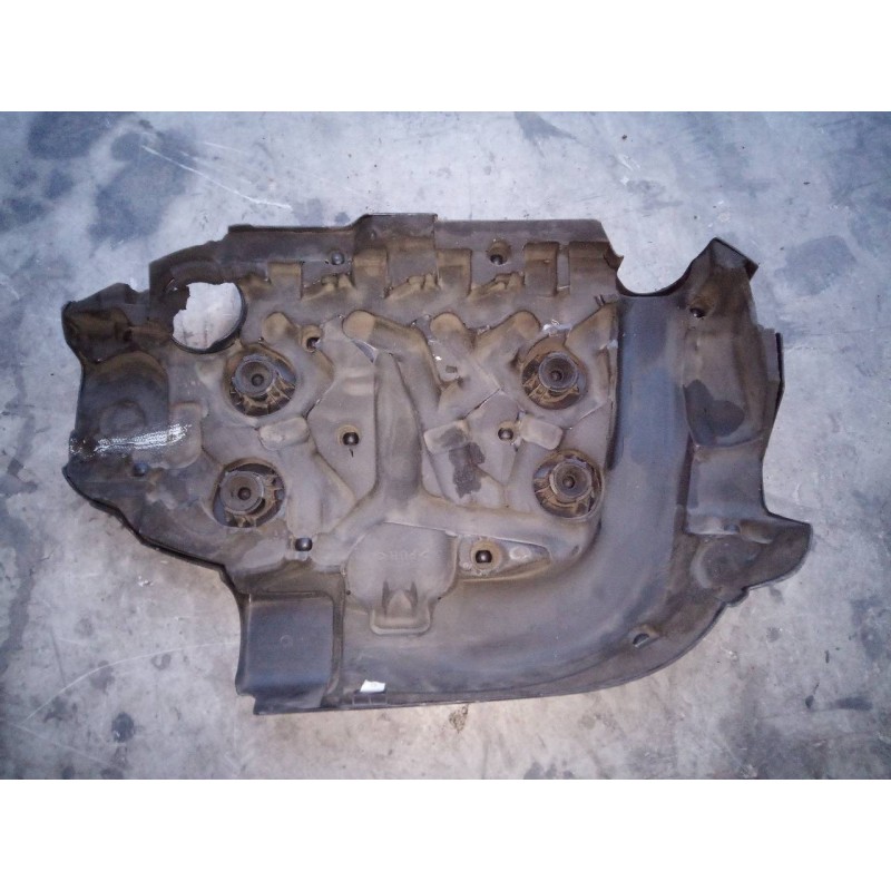 Recambio de tapa motor para volvo xc60 momentum drive referencia OEM IAM   