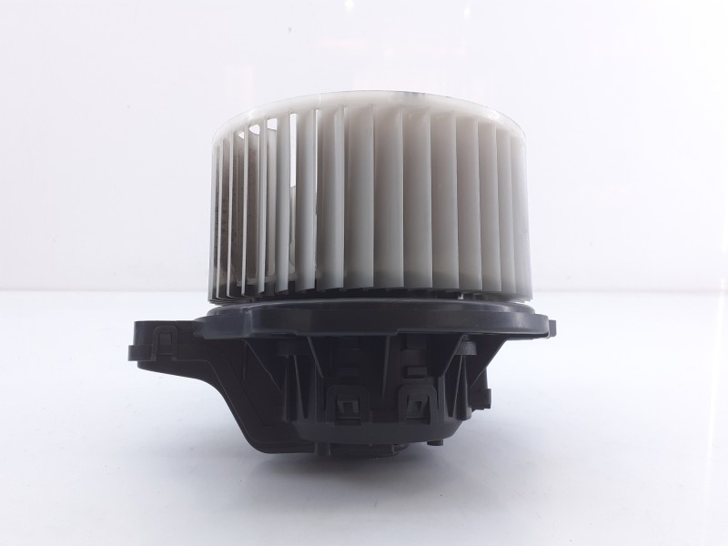 Recambio de ventilador calefaccion para kia carens ( ) drive referencia OEM IAM F00S3B2474  E3-A3-8-2