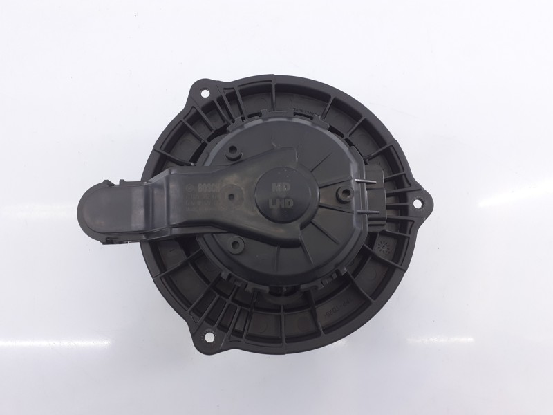 Recambio de ventilador calefaccion para kia carens ( ) drive referencia OEM IAM F00S3B2474  E3-A3-8-2