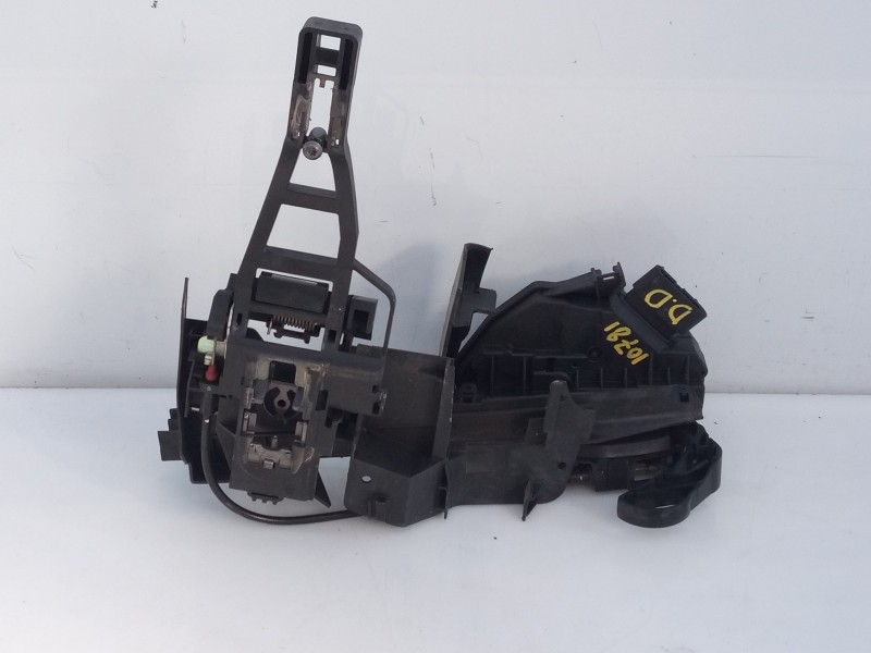 Recambio de cerradura puerta delantera derecha para ford focus lim. (cb8) titanium referencia OEM IAM BM5AA21812BC BM51A219A64AF