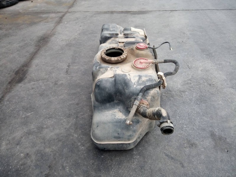 Recambio de deposito combustible para toyota land cruiser (j12) 3.0 d-4d gx referencia OEM IAM   