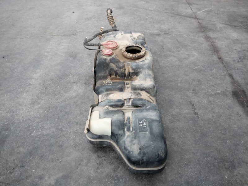 Recambio de deposito combustible para toyota land cruiser (j12) 3.0 d-4d gx referencia OEM IAM   