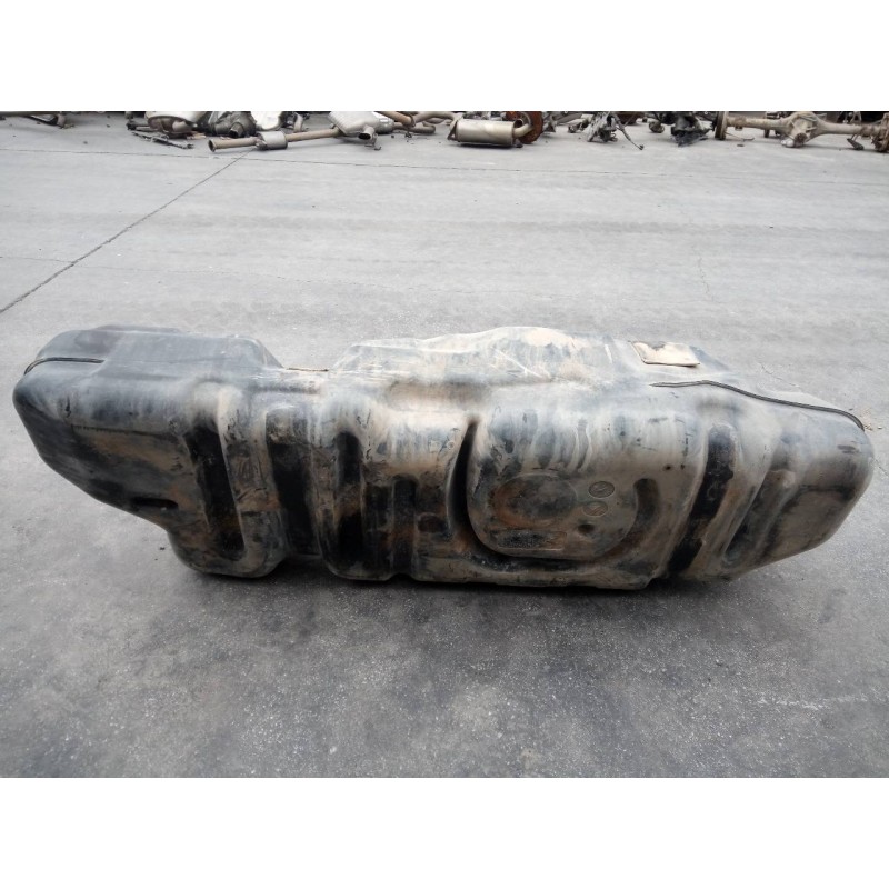 Recambio de deposito combustible para toyota land cruiser (j12) 3.0 d-4d gx referencia OEM IAM   