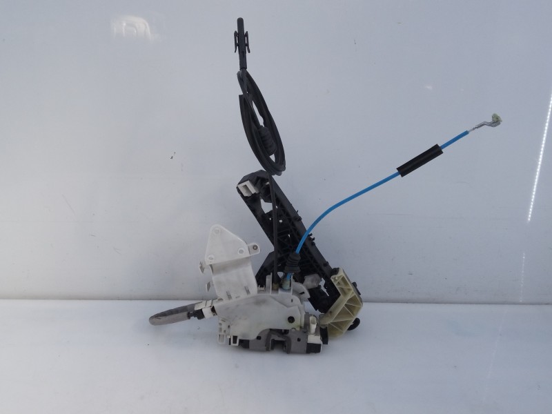 Recambio de cerradura puerta trasera derecha para mercedes-benz clase e (w212) lim. e 220 bluetec (212.001) referencia OEM IAM A
