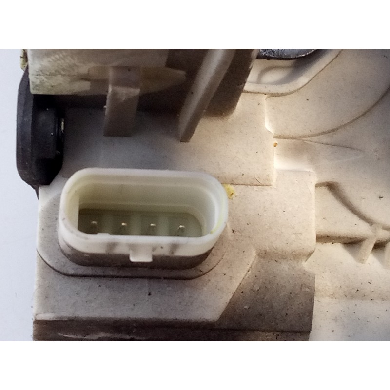 Recambio de cerradura puerta trasera derecha para mercedes-benz clase e (w212) lim. e 220 bluetec (212.001) referencia OEM IAM A