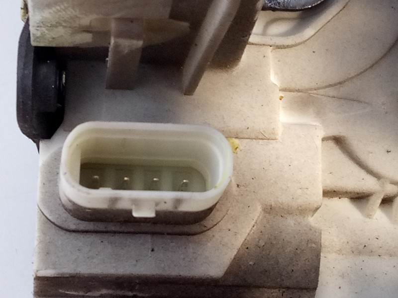 Recambio de cerradura puerta trasera derecha para mercedes-benz clase e (w212) lim. e 220 bluetec (212.001) referencia OEM IAM A