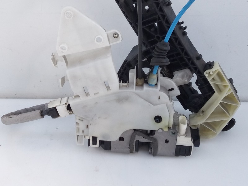 Recambio de cerradura puerta trasera derecha para mercedes-benz clase e (w212) lim. e 220 bluetec (212.001) referencia OEM IAM A