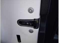 CERRADURA PUERTA TRASERA IZQUIERDA 