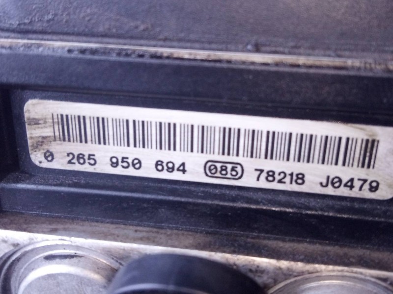 Recambio de abs para kia cee´d active referencia OEM IAM 589201H600 0265235330 P3-B8-17-3