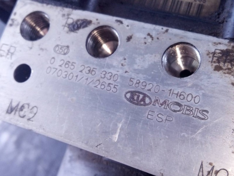 Recambio de abs para kia cee´d active referencia OEM IAM 589201H600 0265235330 P3-B8-17-3