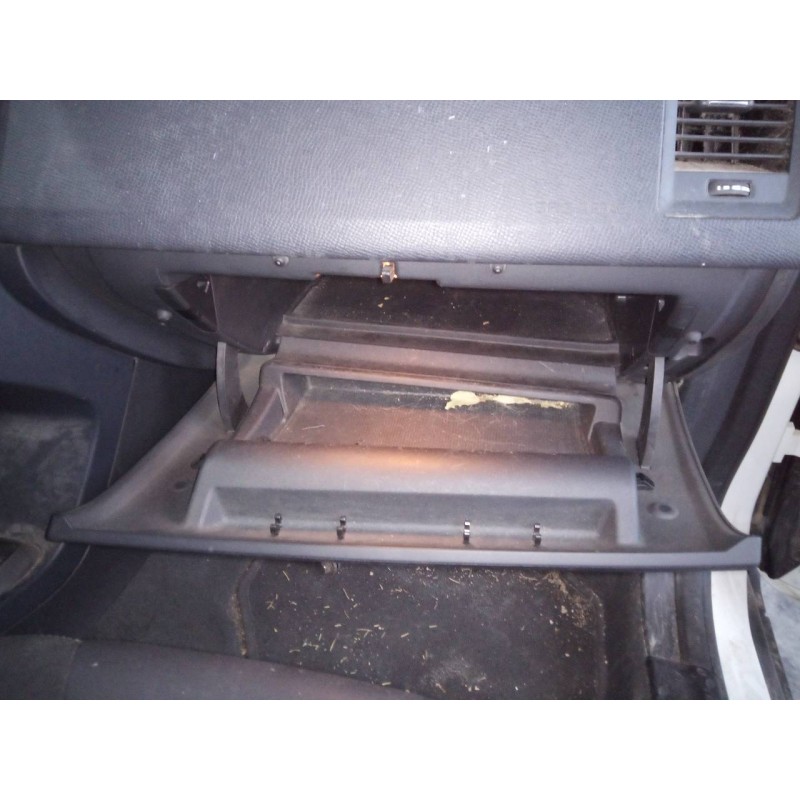 Recambio de guantera para volvo xc60 momentum drive referencia OEM IAM   