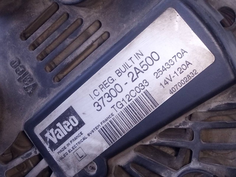 Recambio de alternador para kia cee´d active referencia OEM IAM 373002A500 2543370A P3-A4-22-3