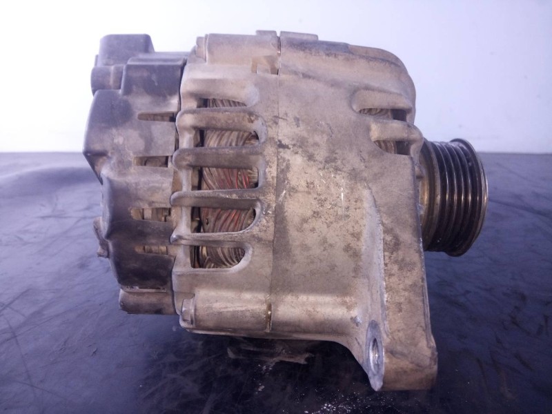 Recambio de alternador para kia cee´d active referencia OEM IAM 373002A500 2543370A P3-A4-22-3
