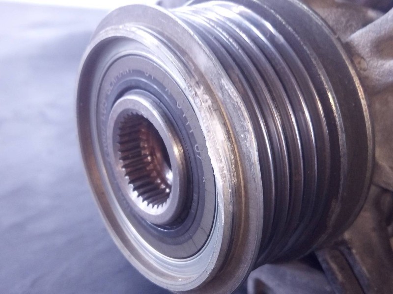 Recambio de alternador para kia cee´d active referencia OEM IAM 373002A500 2543370A P3-A4-22-3