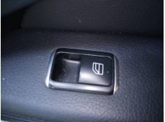 MANDO ELEVALUNAS DELANTERO DERECHO 