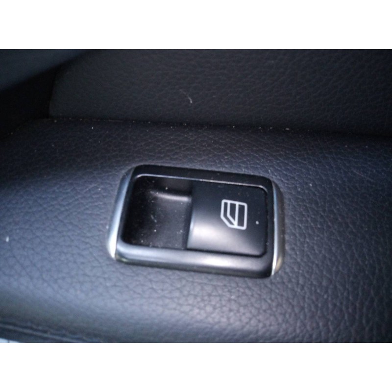 Recambio de mando elevalunas delantero derecho para mercedes-benz clase e (w212) lim. e 220 bluetec (212.001) referencia OEM IAM