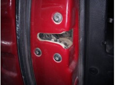 CERRADURA PUERTA DELANTERA IZQUIERDA 