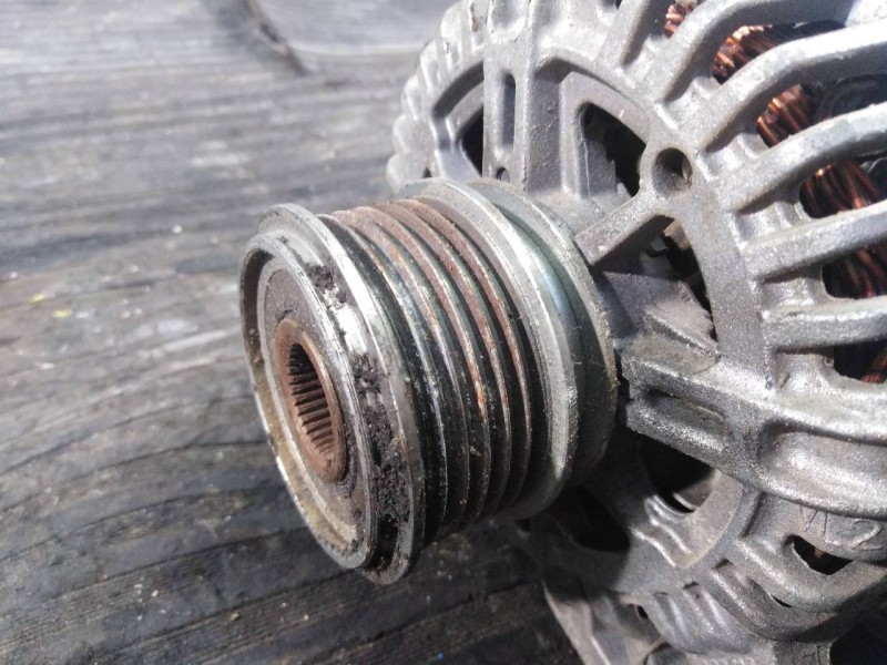 Recambio de alternador para skoda fabia (5j2 ) ambition referencia OEM IAM 06F903023E TG11C017 P3-A4-3-3