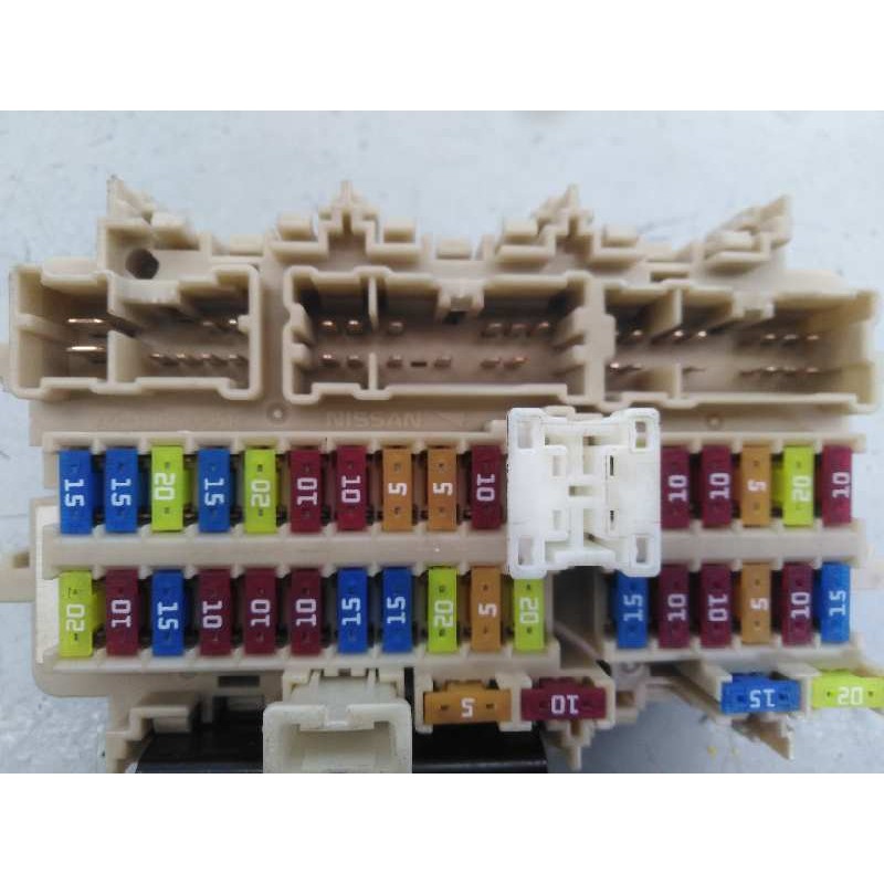 Recambio de caja reles / fusibles para nissan qashqai (j11) acenta referencia OEM IAM   E3-B4-35-3