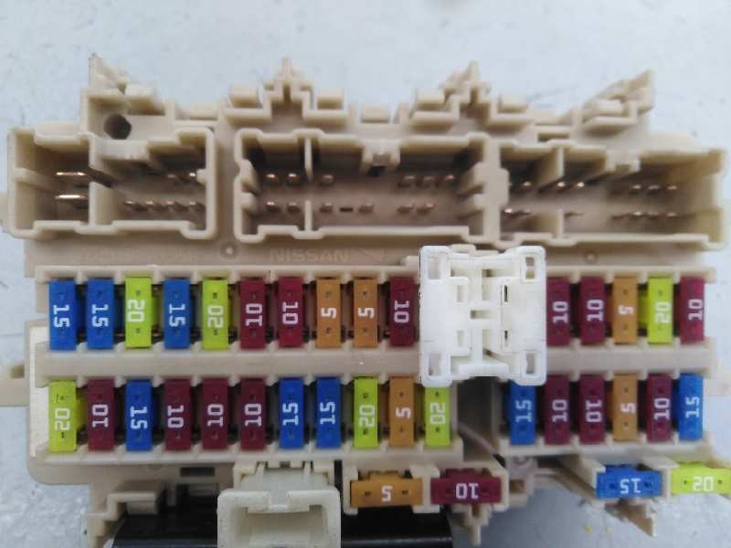 Recambio de caja reles / fusibles para nissan qashqai (j11) acenta referencia OEM IAM   E3-B4-35-3