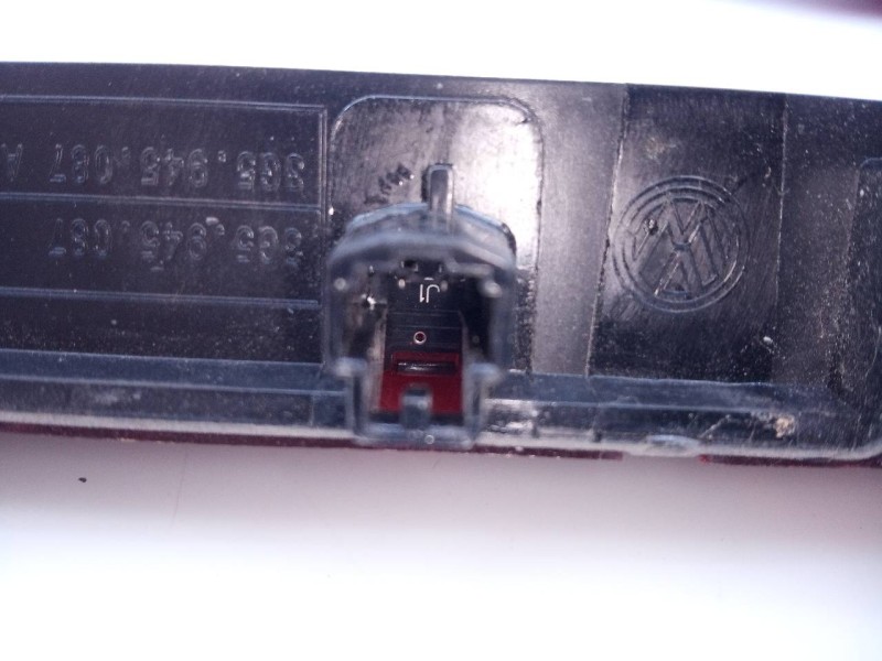 Recambio de luz central de freno para volkswagen passat lim. (3g2) sport bmt referencia OEM IAM   E1-B6-51-1