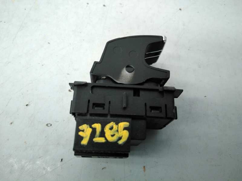 Recambio de mando elevalunas trasero derecho para volkswagen passat lim. (3g2) sport bmt referencia OEM IAM 5G0959855N  