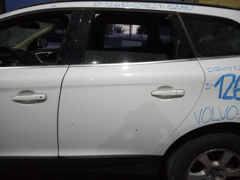 Recambio de puerta trasera izquierda para volvo xc60 momentum drive referencia OEM IAM   
