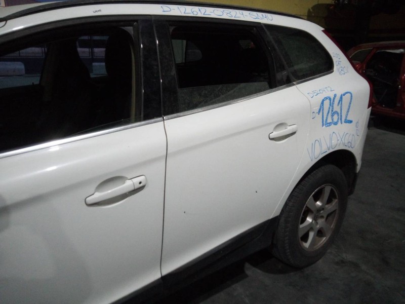 Recambio de puerta trasera izquierda para volvo xc60 momentum drive referencia OEM IAM   