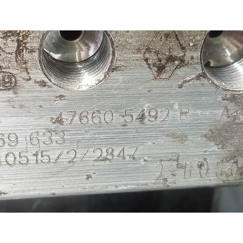 Recambio de abs para dacia sandero ambiance referencia OEM IAM 5N0614109R  P3-A8-7-4