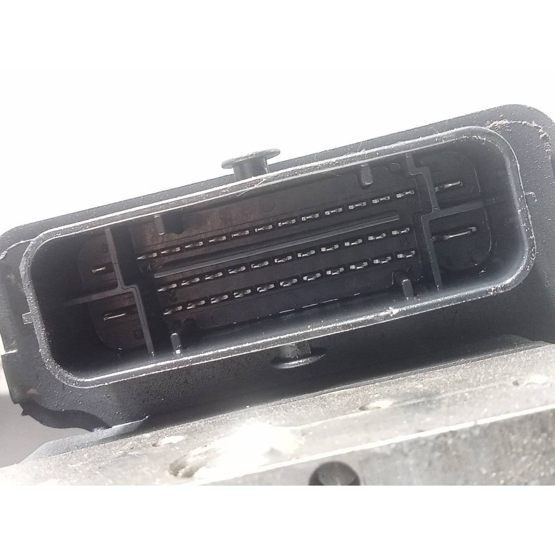 Recambio de abs para dacia sandero ambiance referencia OEM IAM 5N0614109R  P3-A8-7-4