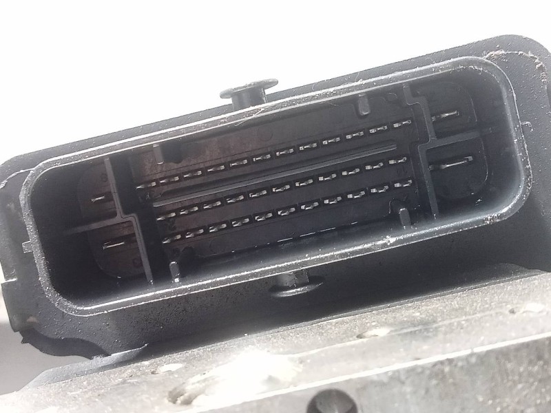 Recambio de abs para dacia sandero ambiance referencia OEM IAM 5N0614109R  P3-A8-7-4