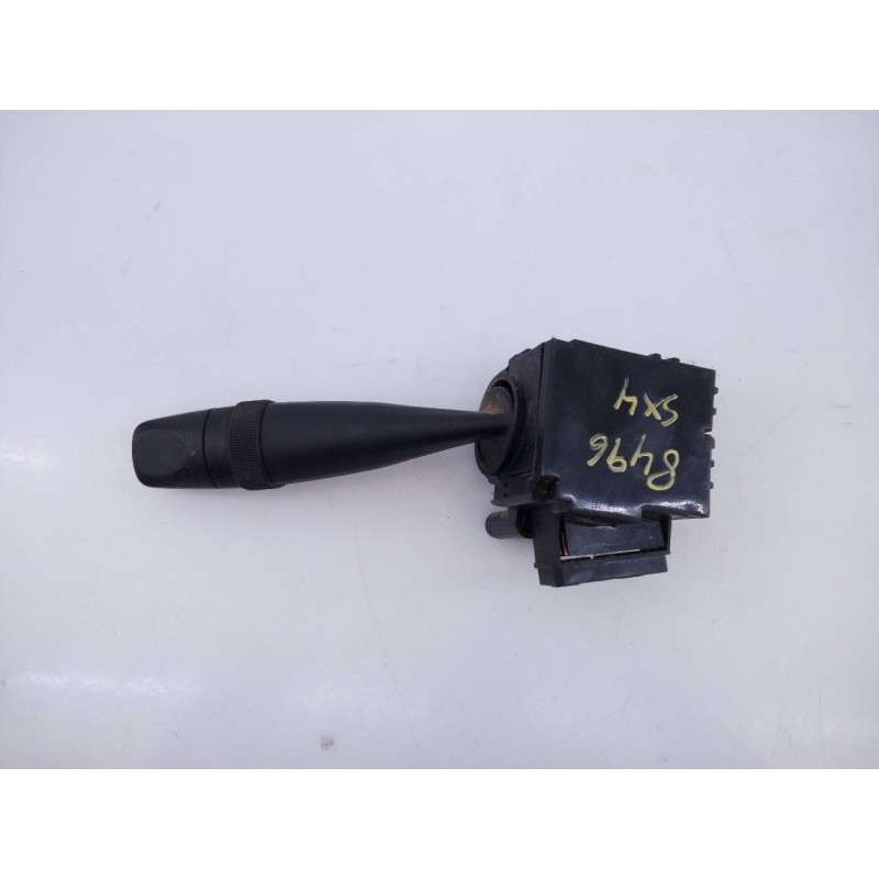 Recambio de mando limpia para suzuki sx4 gle 4x4 referencia OEM IAM   E3-B4-17-3