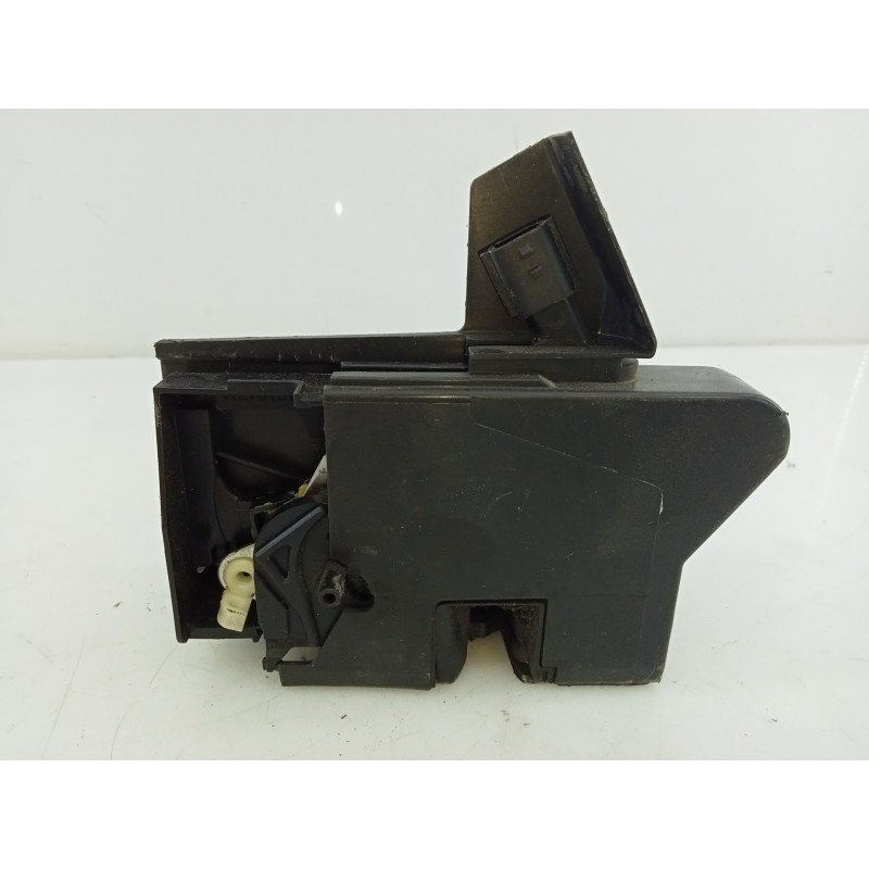 Recambio de cerradura puerta trasera derecha para dacia sandero ambiance referencia OEM IAM   E1-A1-44-1