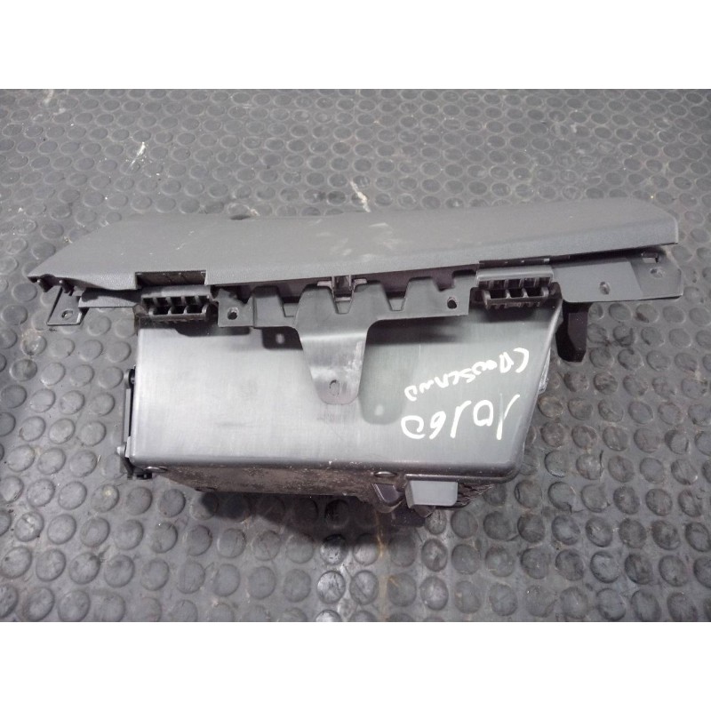 Recambio de guantera para opel crossland x excellence referencia OEM IAM   P2-A2-18