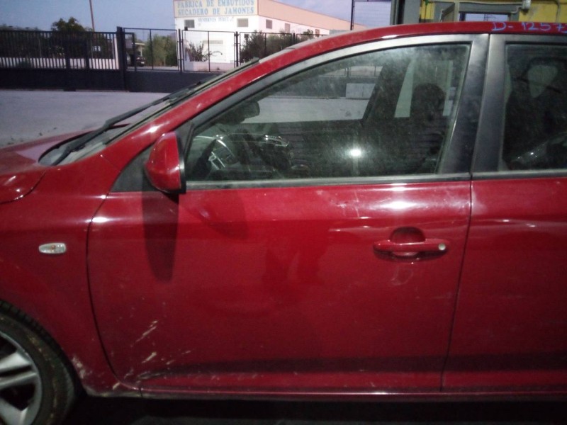 Recambio de puerta delantera izquierda para kia cee´d active referencia OEM IAM   