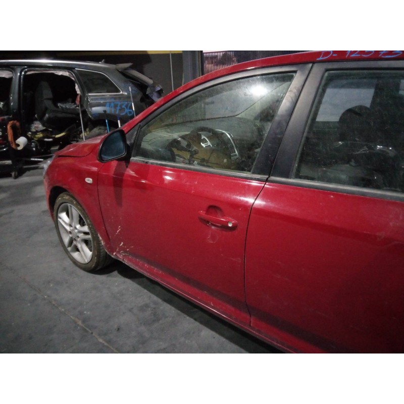 Recambio de puerta delantera izquierda para kia cee´d active referencia OEM IAM   