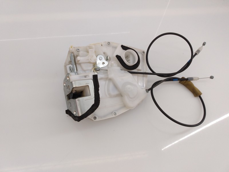 Recambio de cerradura puerta trasera derecha para suzuki sx4 gle 4x4 referencia OEM IAM 8230161MA0  E2-A3-48-2