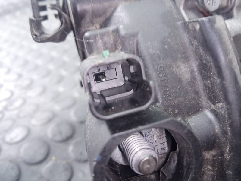 Recambio de alternador para citroën c4 lim. live referencia OEM IAM 9810525380  P3-A5-13-2